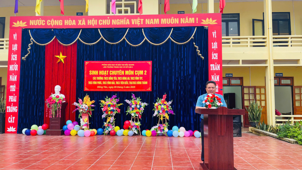 Sinh hoạt chuyên môn liên trường THCS cụm 2 tại trường THCS Đồng Yên